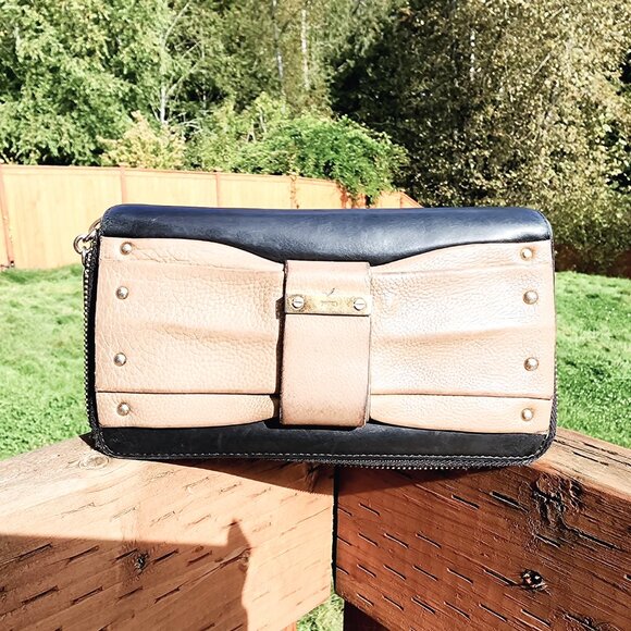 Chloe June Bow Embellished Black Tan leather long zippy wallet - Picture 2 of 16